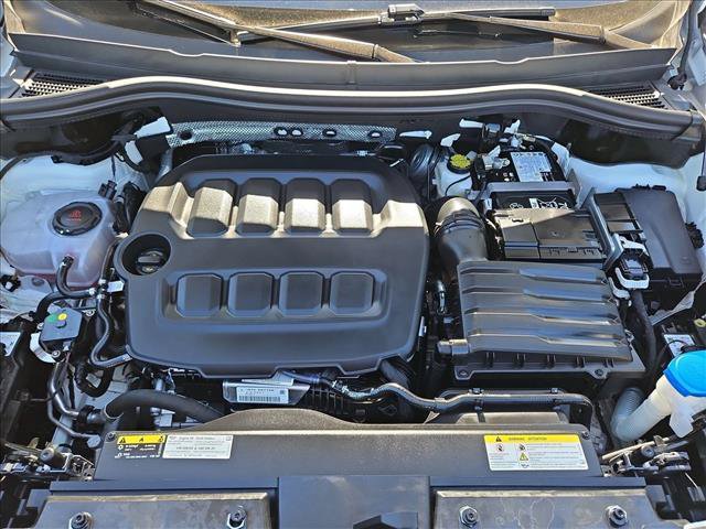 Used 2025 Volkswagen Tiguan SE FWD image 29