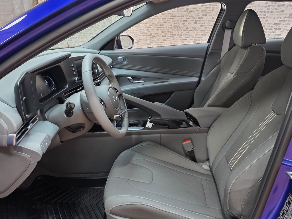 New 2026 Hyundai Elantra Sport w/ Cargo Package image 16