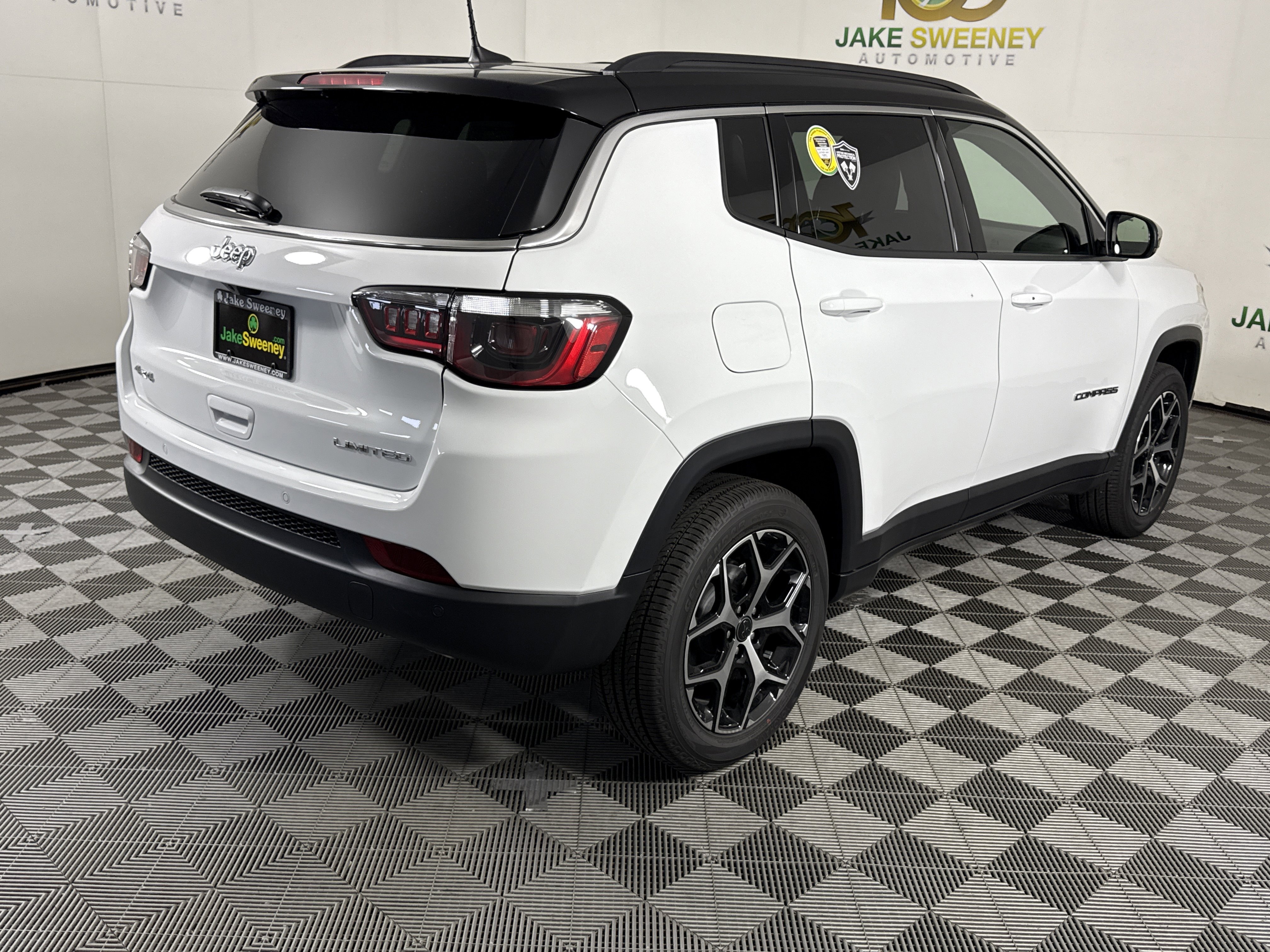 New 2026 Jeep Compass Limited image 7