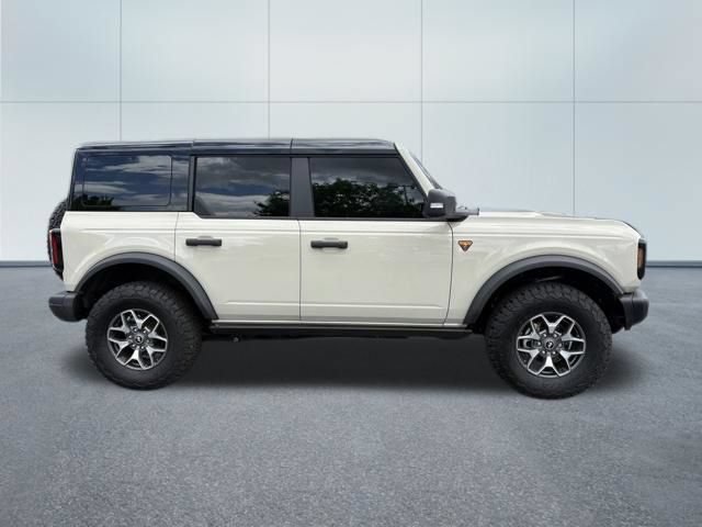 Used 2025 Ford Bronco Badlands AWD/4WD video 2