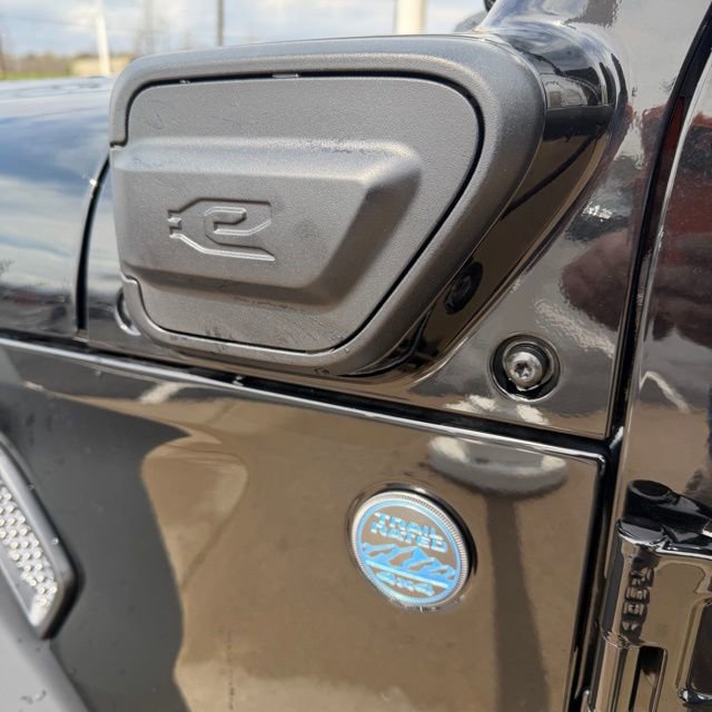 Used 2025 Jeep Wrangler Unlimited Sport S 4xe AWD/4WD image 10