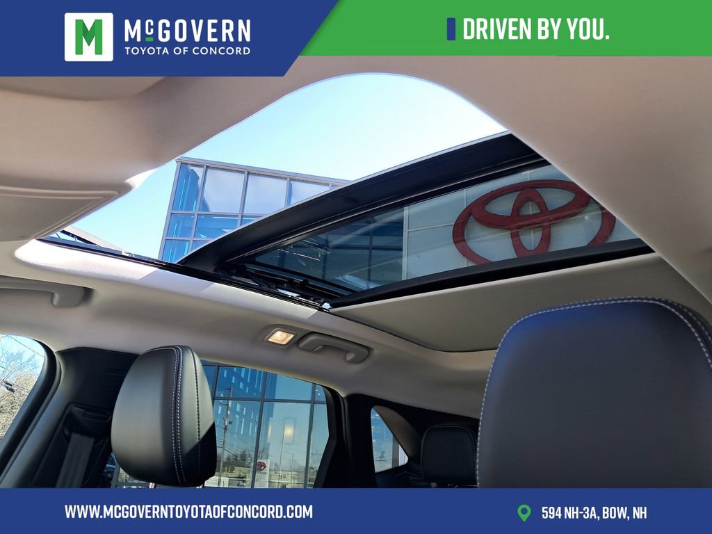 Used 2025 Ford Escape SE image 31