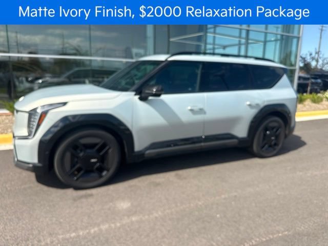 Certified 2024 Kia EV9 GT-Line AWD/4WD image 2