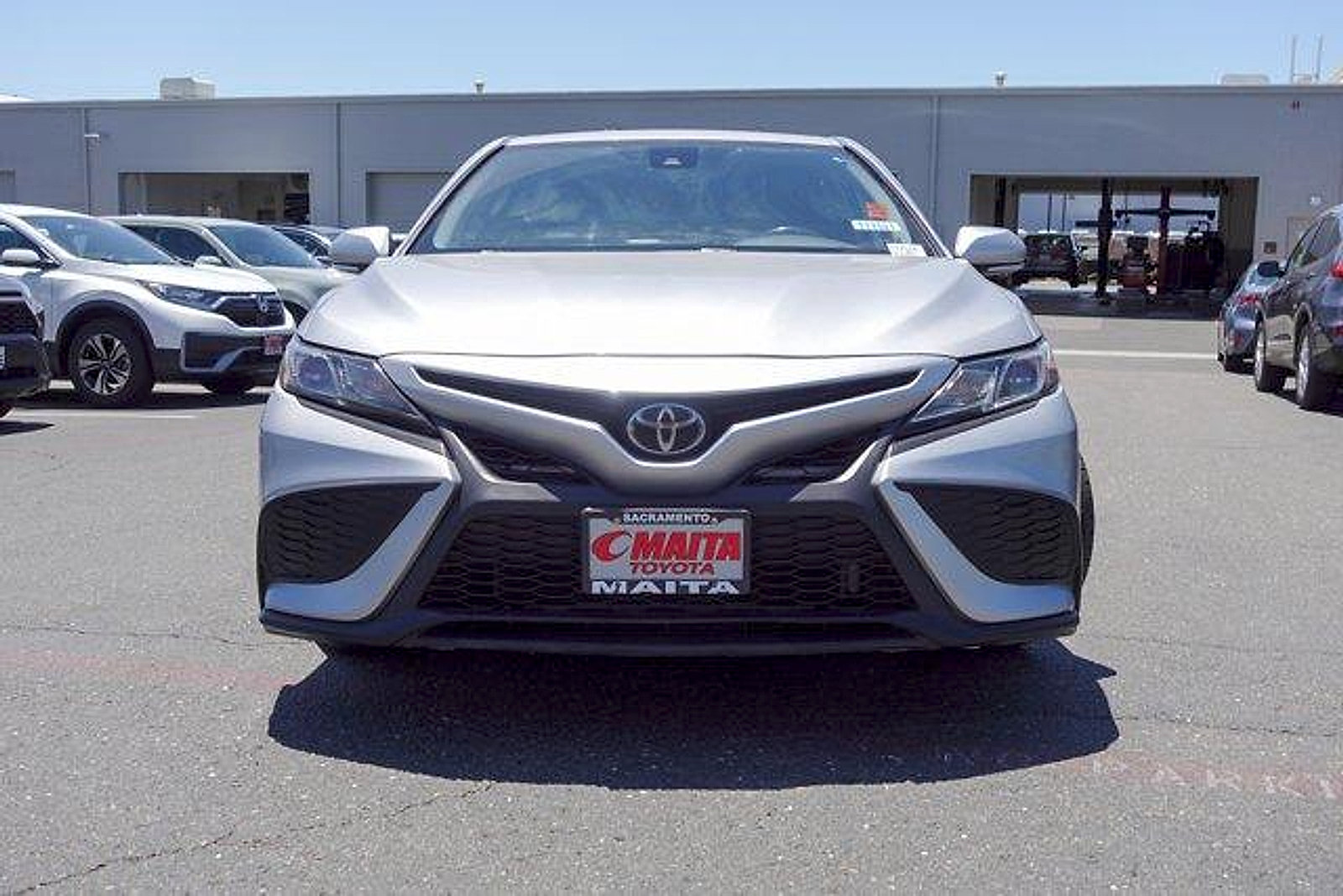 Used 2024 Toyota Camry SE FWD image 3