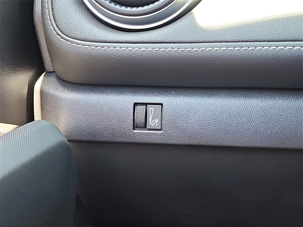 New 2025 Chevrolet Colorado LT w/ LT Convenience Package image 16