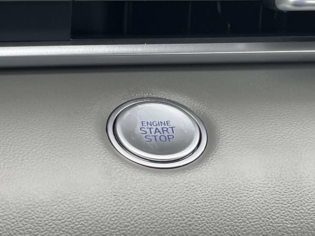 Certified 2025 Hyundai Elantra Sport FWD image 30