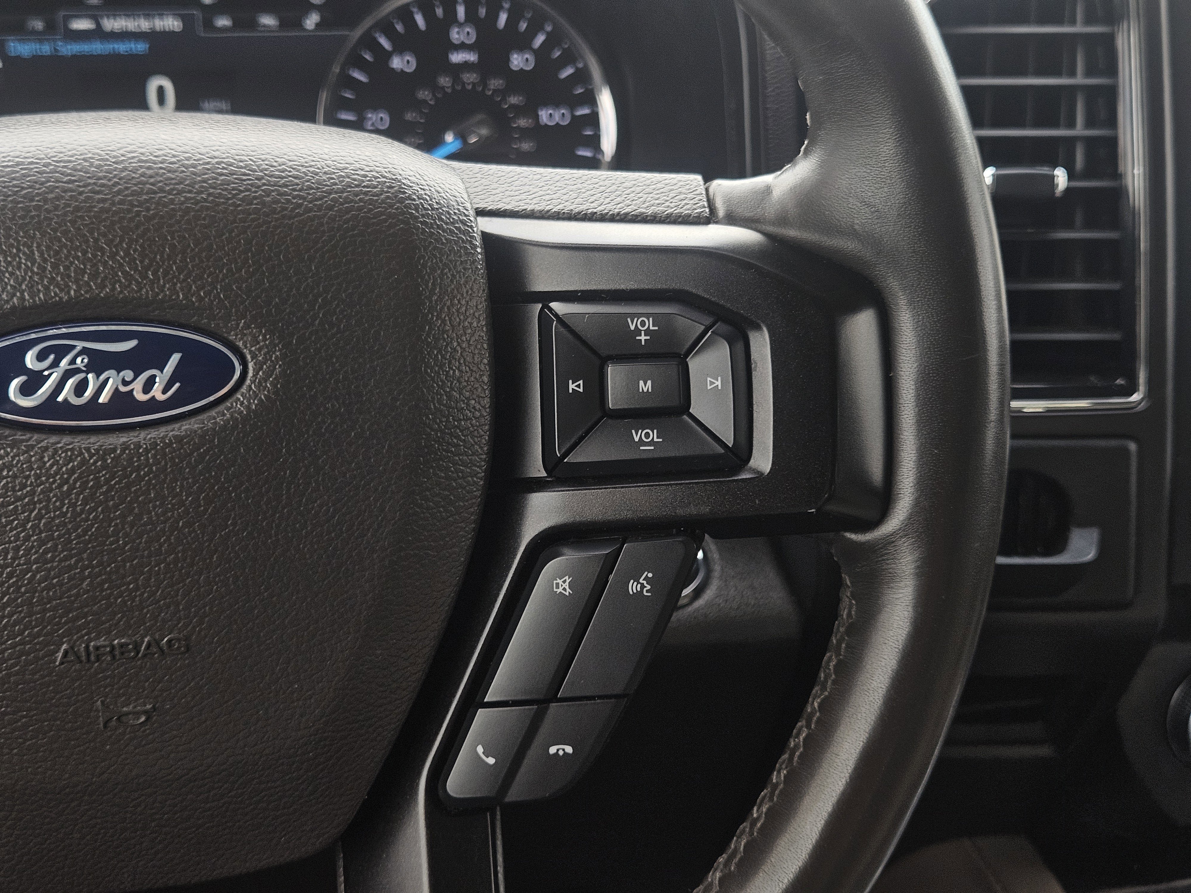 Used 2020 Ford Expedition Limited w/ Cargo Package RWD image 17
