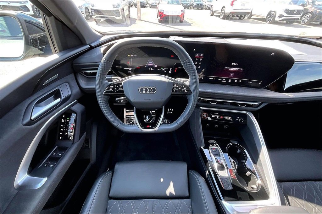 Used 2025 Audi SQ5 Premium Plus image 19