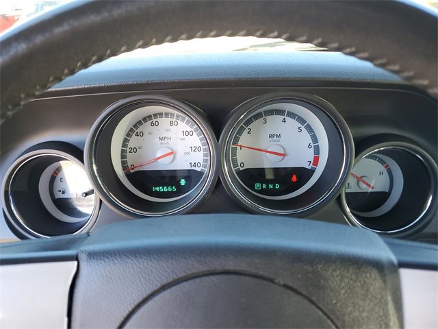 Used 2010 Dodge Challenger SE image 16