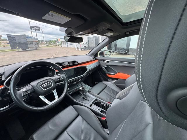 Used 2020 Audi Q3 2.0T Prestige w/ Prestige Package AWD/4WD image 25