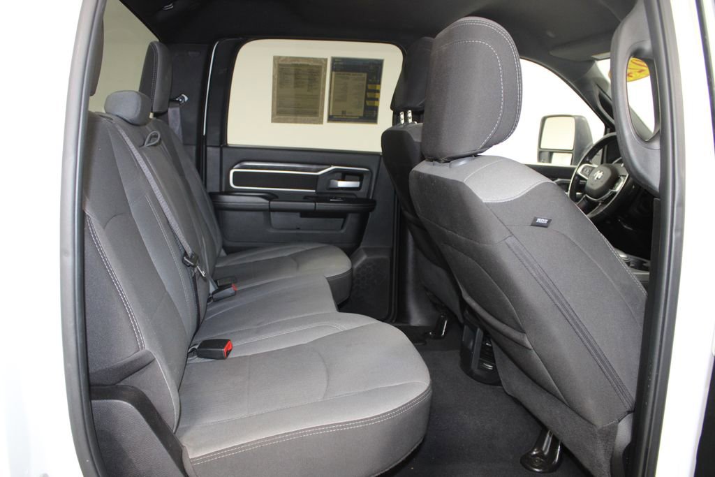 Used 2024 RAM 2500 Big Horn image 33