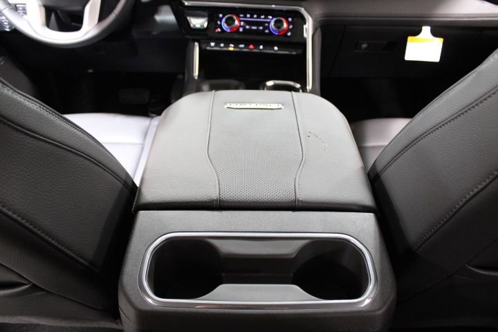 New 2026 GMC Sierra 2500 Denali w/ Denali Reserve Package image 34