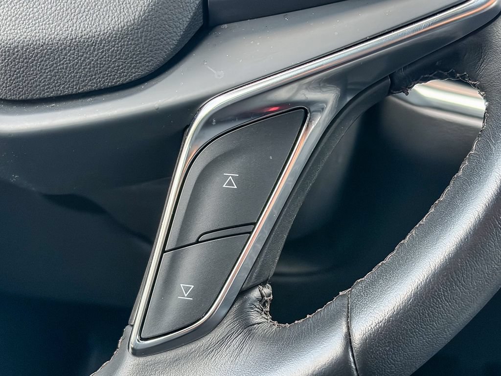Certified 2023 Cadillac XT5 Luxury w/ LPO, Floor Liner Package FWD image 16