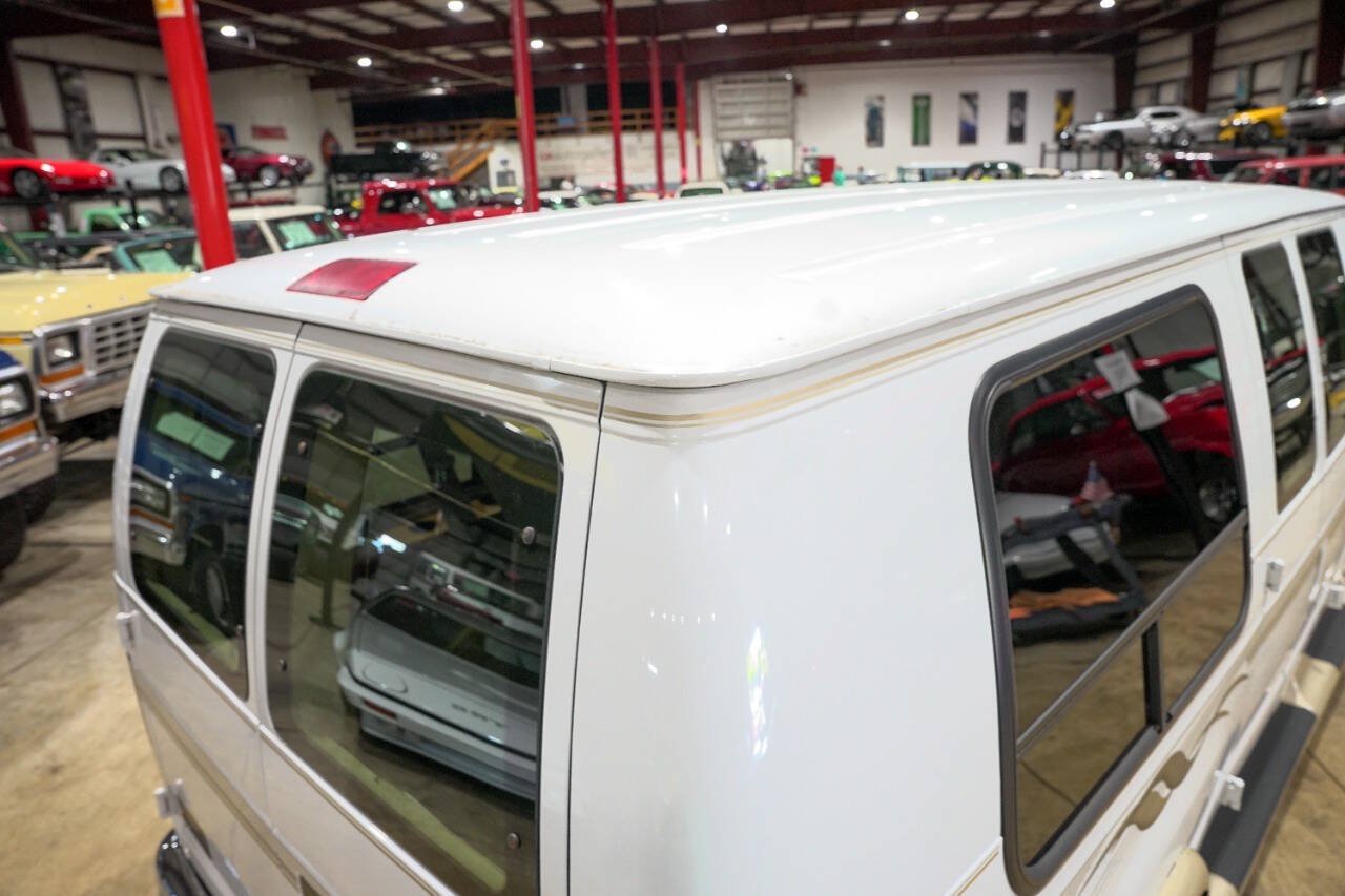 Used 2002 Ford E-150 and Econoline 150 RWD image 20