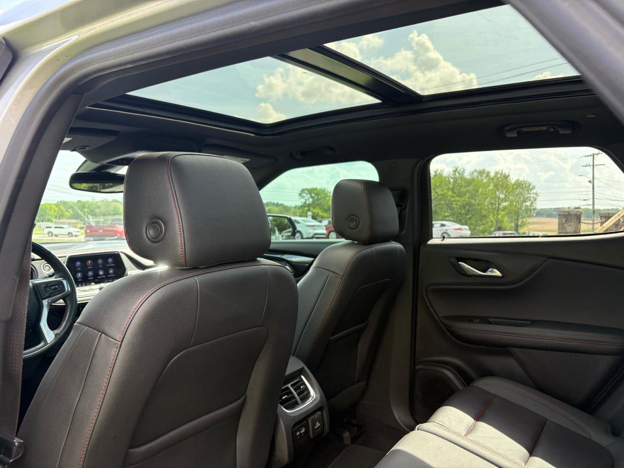 Used 2022 Chevrolet Blazer RS FWD image 26