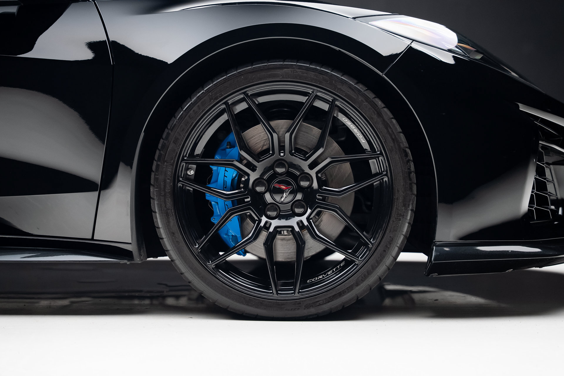 Used 2024 Chevrolet Corvette Z06 RWD image 41