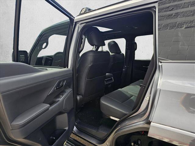 Used 2025 Lexus GX 550 w/ Cold Area Package AWD/4WD image 14
