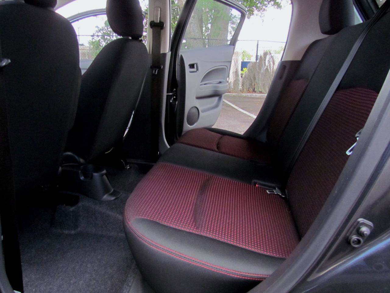 Used 2024 Mitsubishi Mirage SE image 18