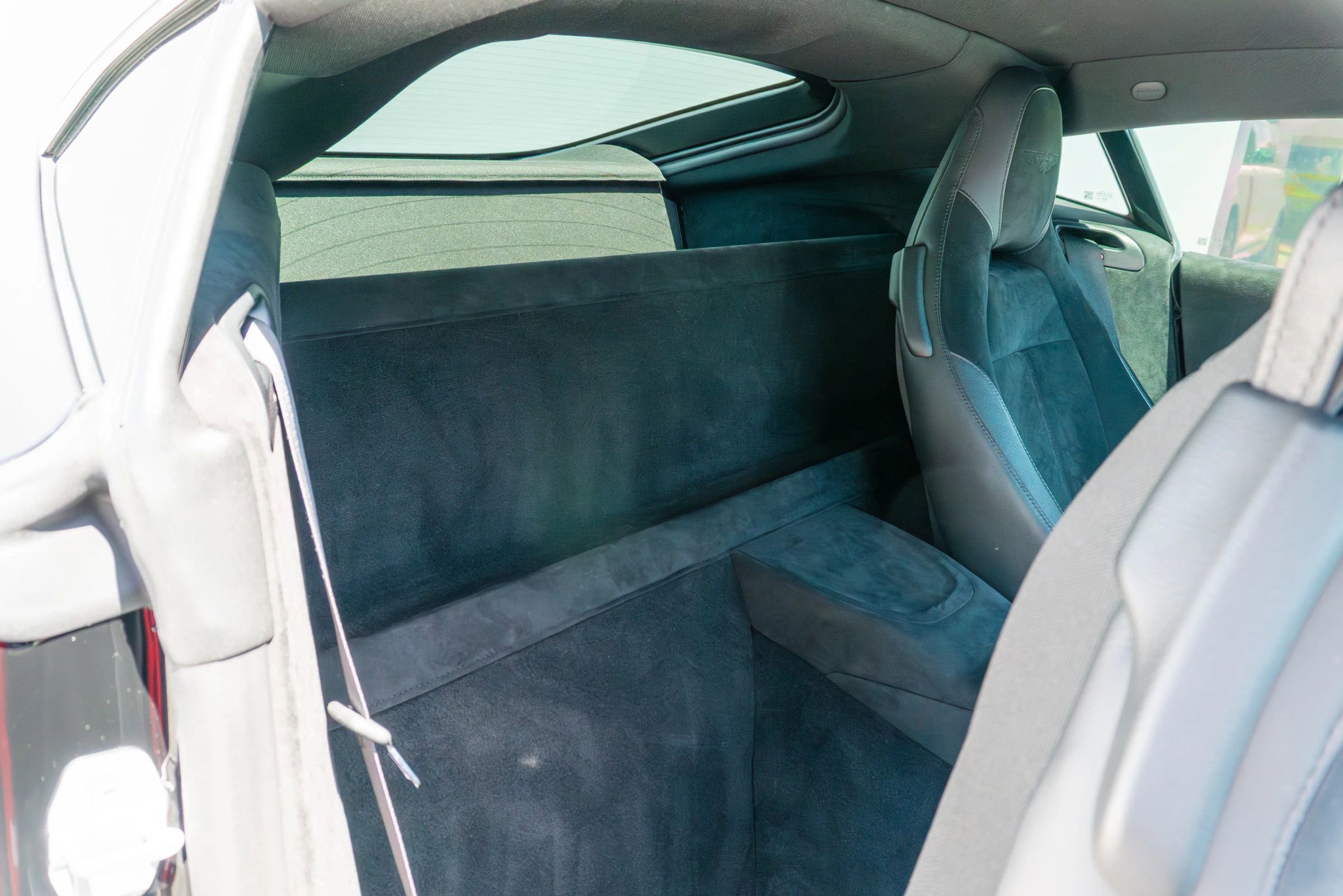 Used 2020 Aston Martin V8 Vantage Coupe image 43