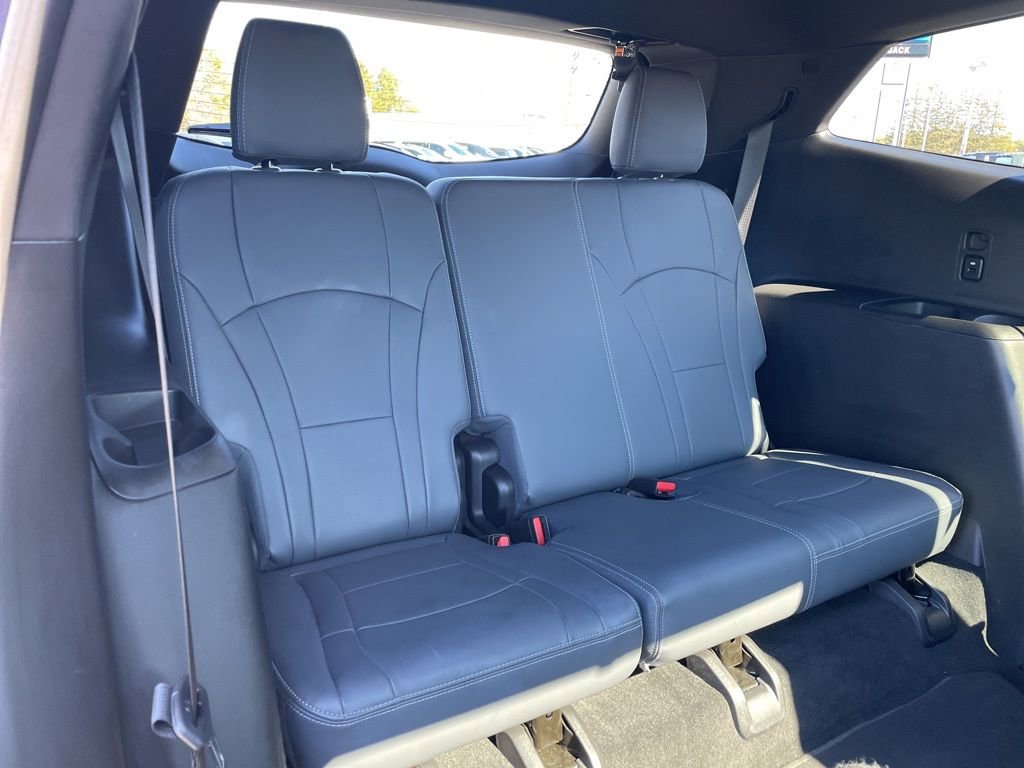 Used 2023 Buick Enclave Essence w/ Experience Buick Package image 33