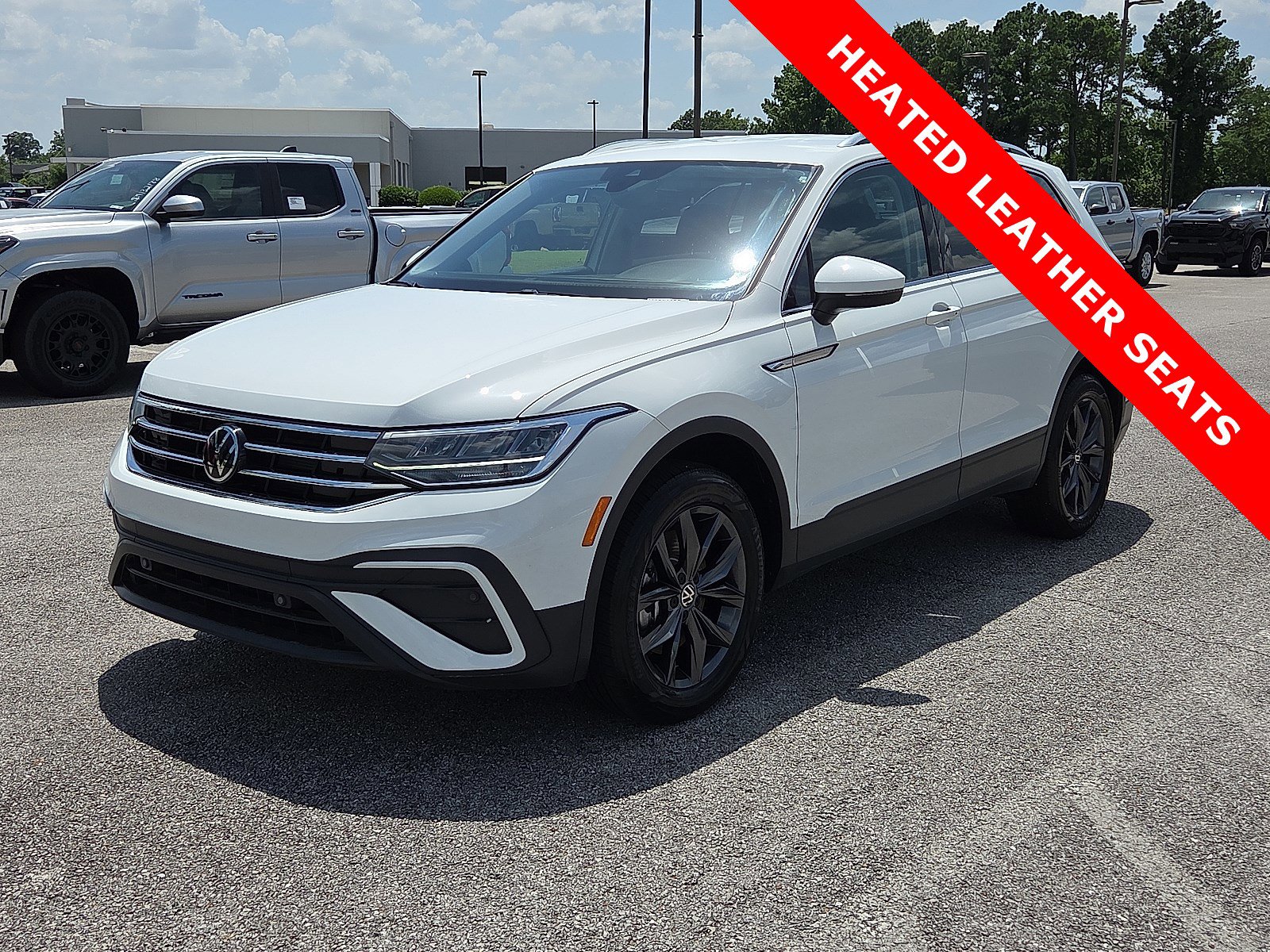 Used 2024 Volkswagen Tiguan Wolfsburg Edition video 2