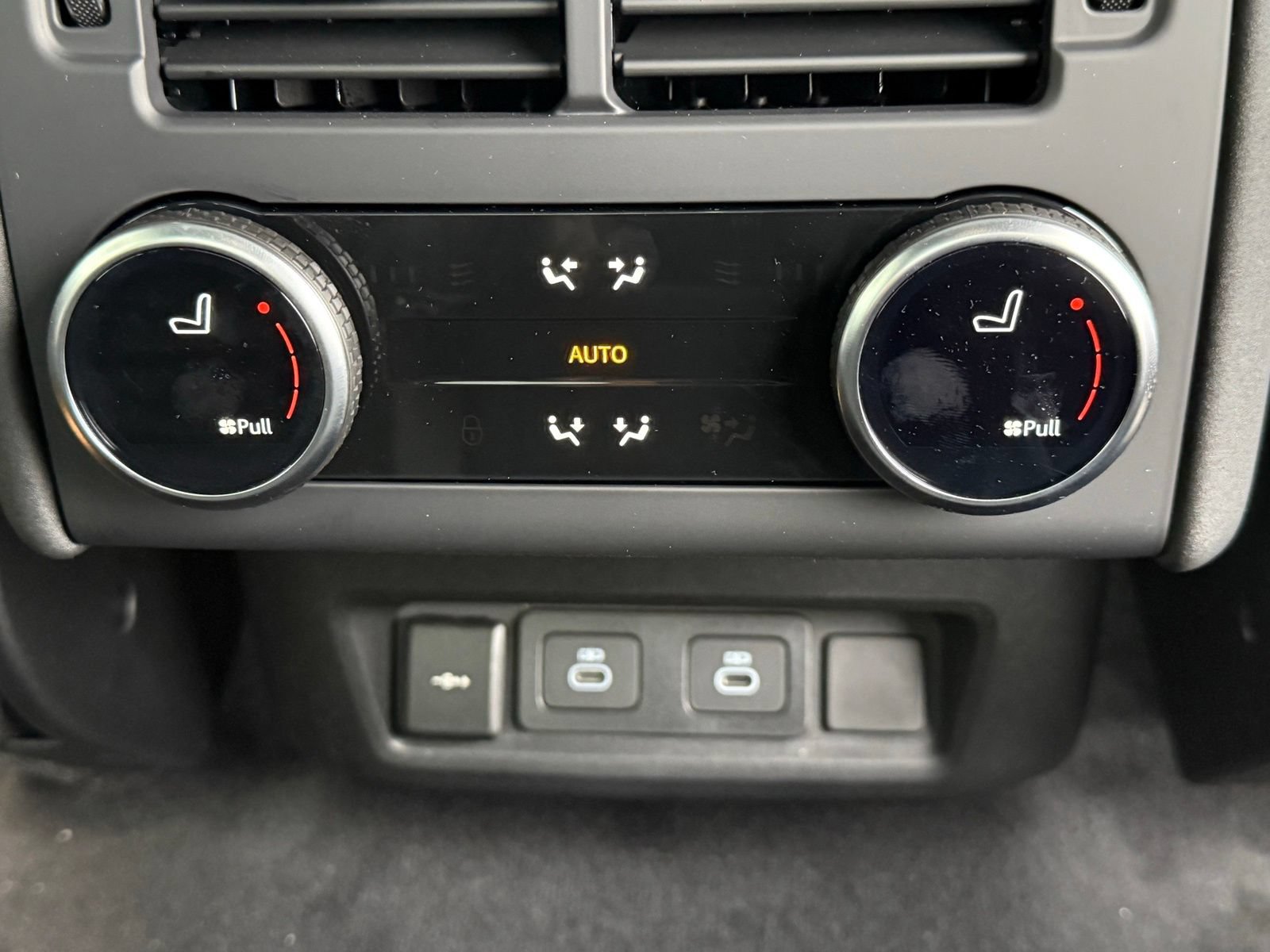 New 2026 Land Rover Discovery S AWD/4WD image 19