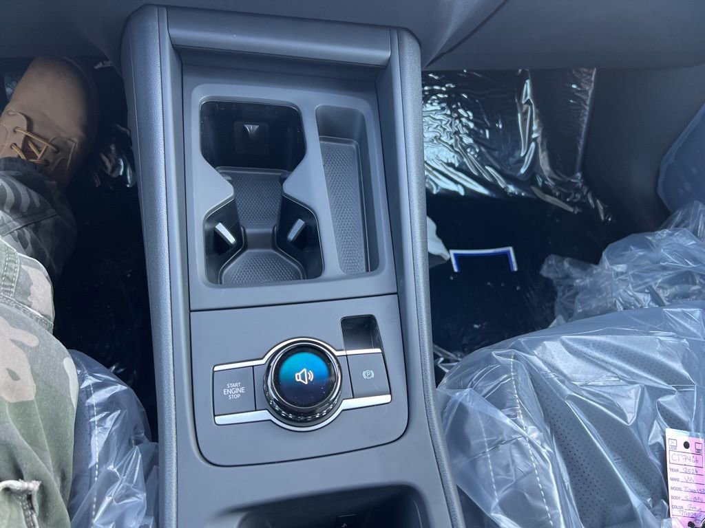 New 2026 Volkswagen Tiguan SE image 22