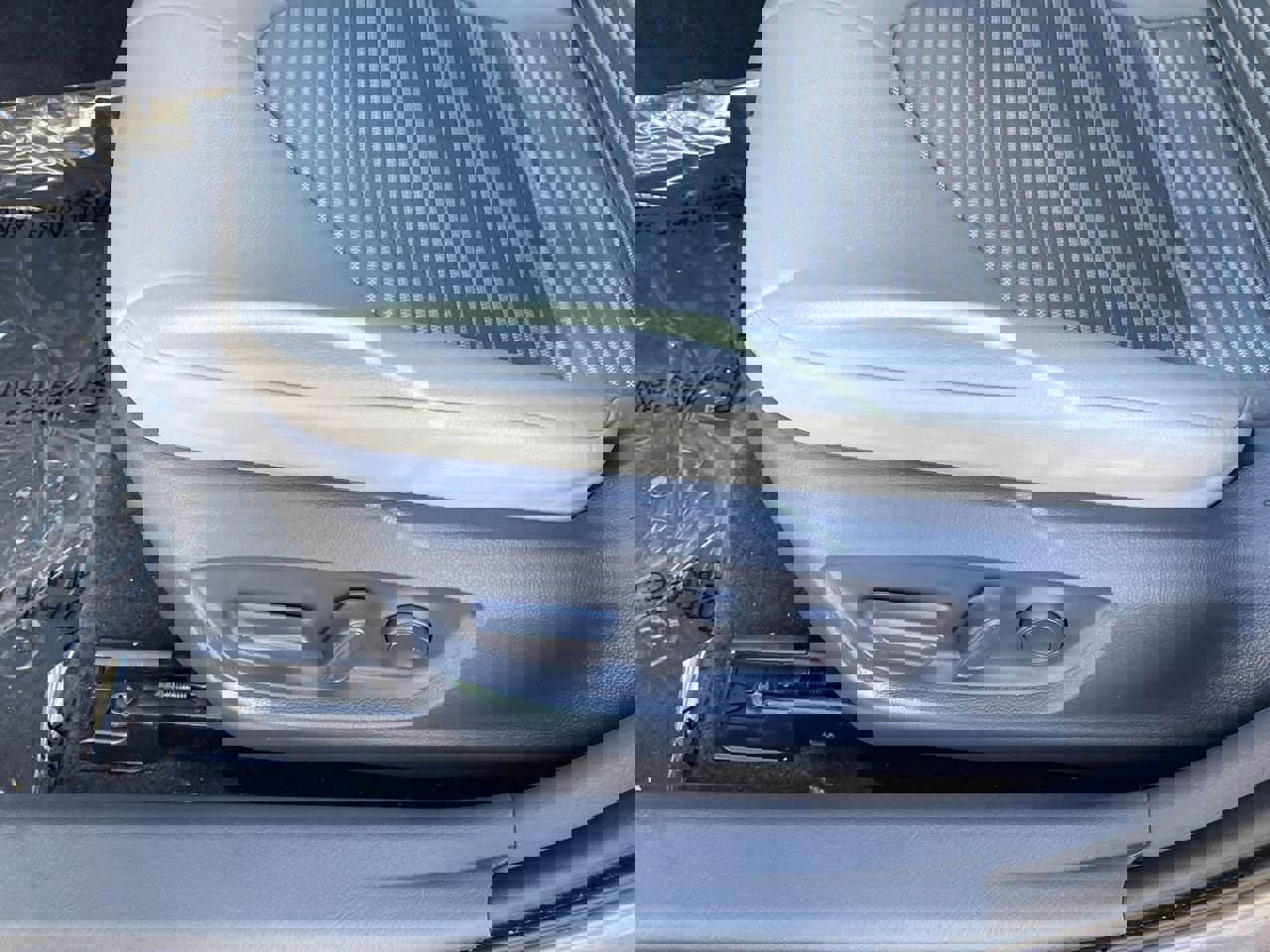 Used 2021 Toyota Camry SE w/ Carpet Mat Package (TMS) image 20