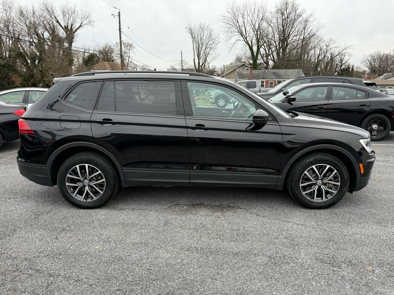 Used 2021 Volkswagen Tiguan S image 8