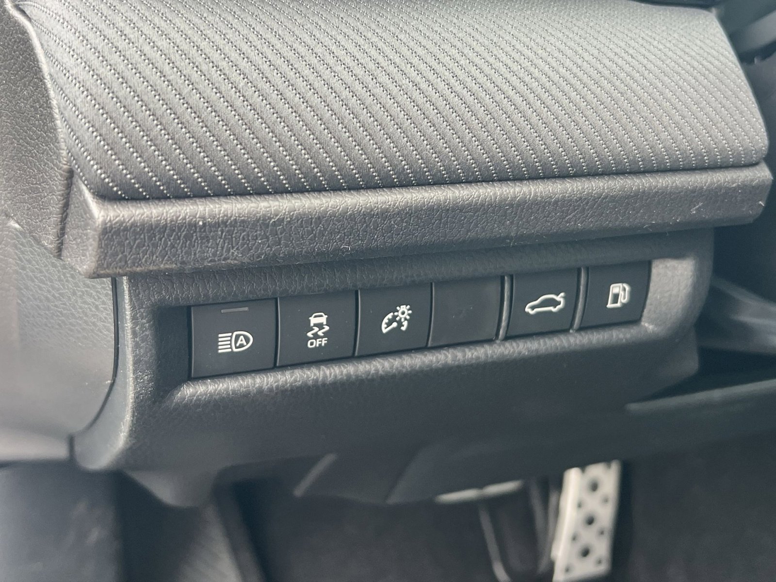 New 2026 Toyota Camry Hybrid image 23