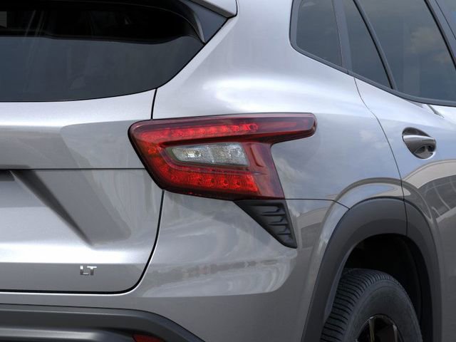 New 2026 Chevrolet Trax LT w/ Midnight Edition image 11