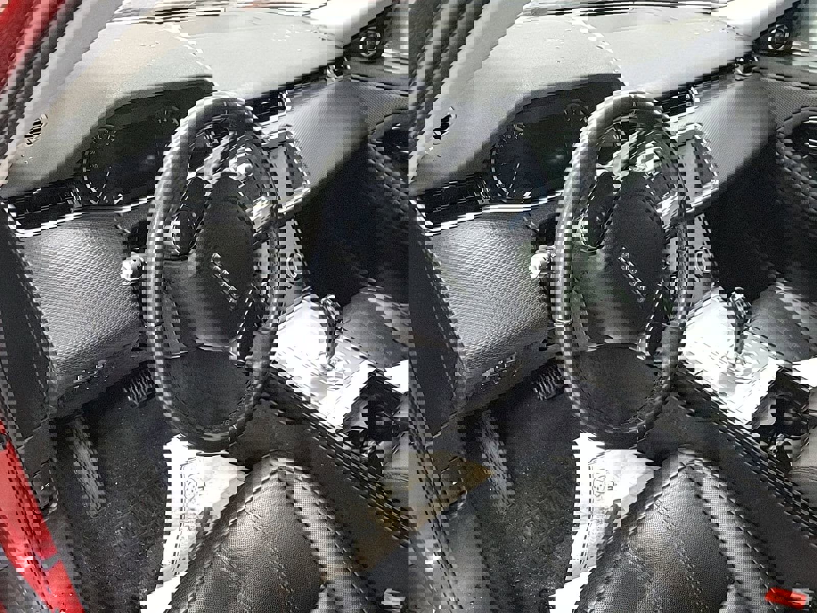 Used 2020 Land Rover Range Rover Evoque S image 8