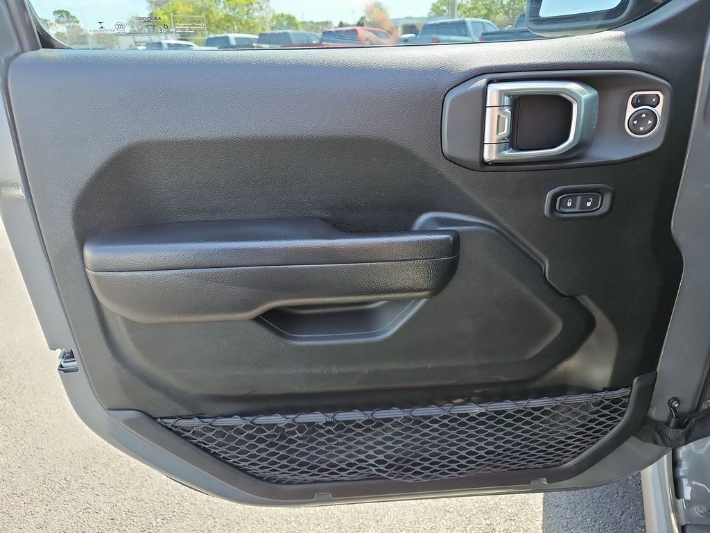 Used 2020 Jeep Wrangler Unlimited Sport image 28