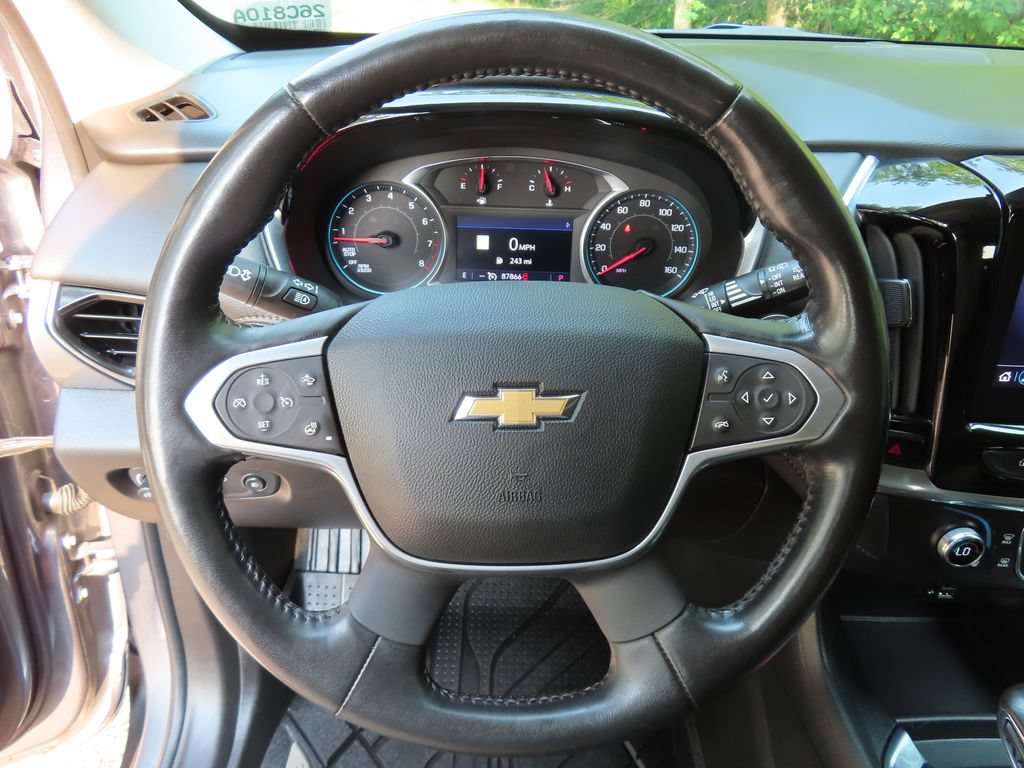 Certified 2021 Chevrolet Traverse LT w/ LT Premium Package AWD/4WD image 20