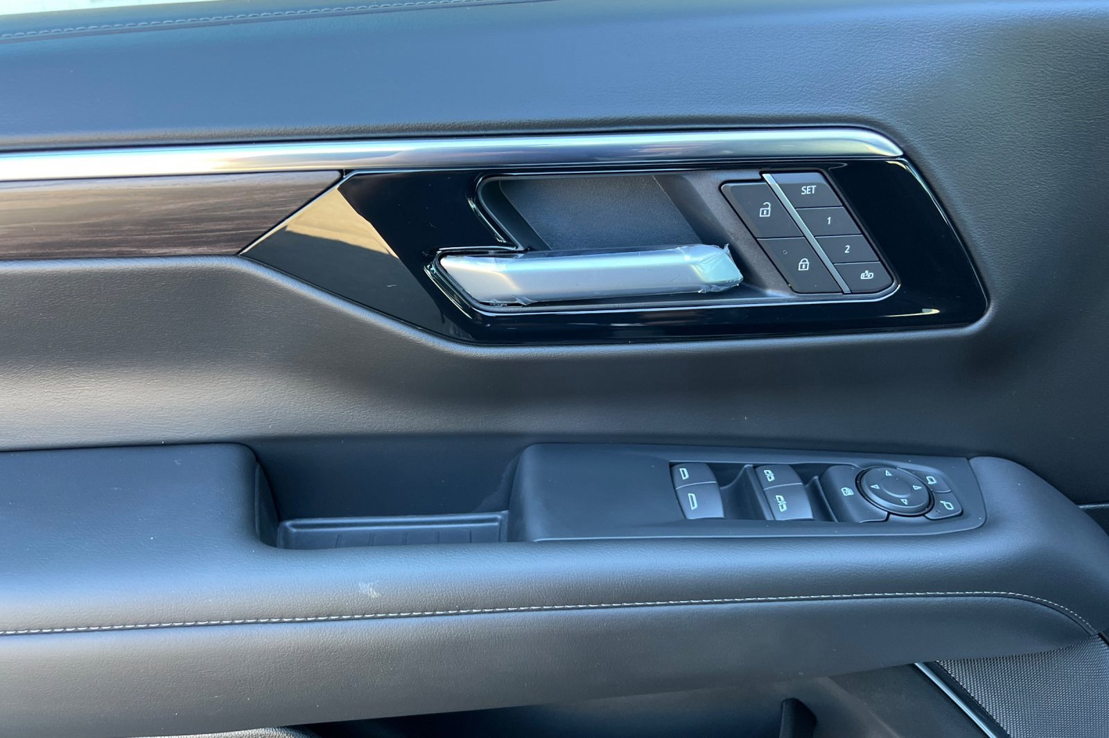 New 2026 Chevrolet Tahoe LT image 8
