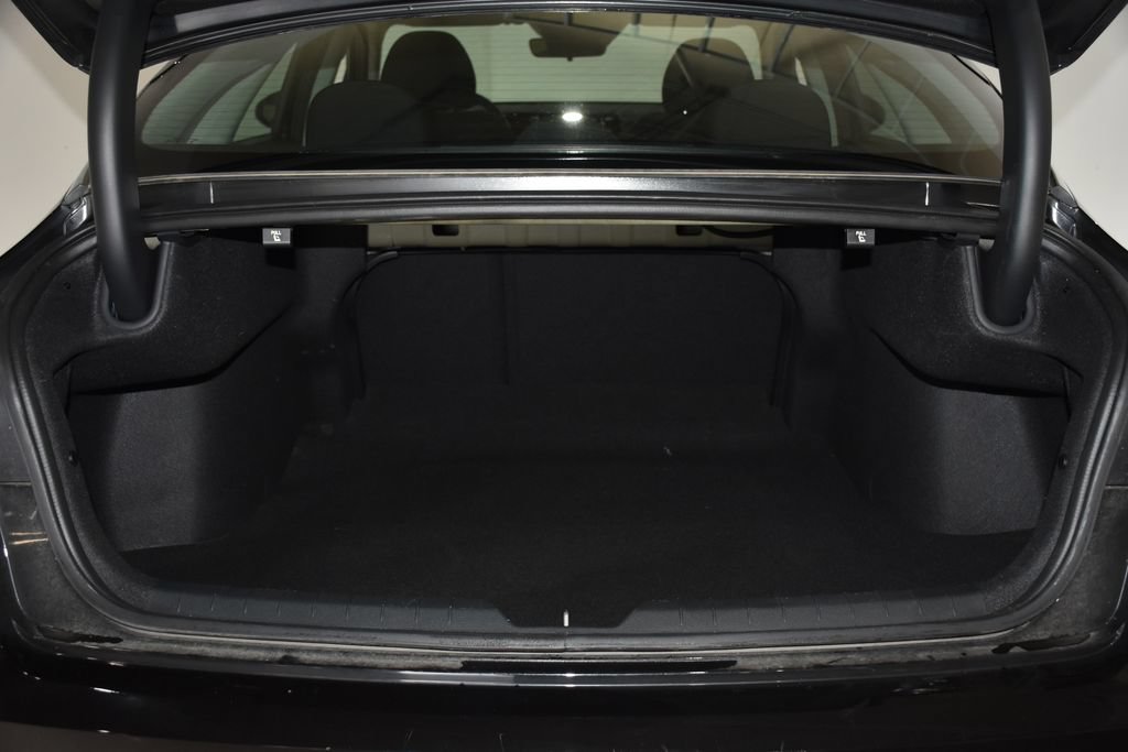 Certified 2025 Kia K5 LXS FWD image 30