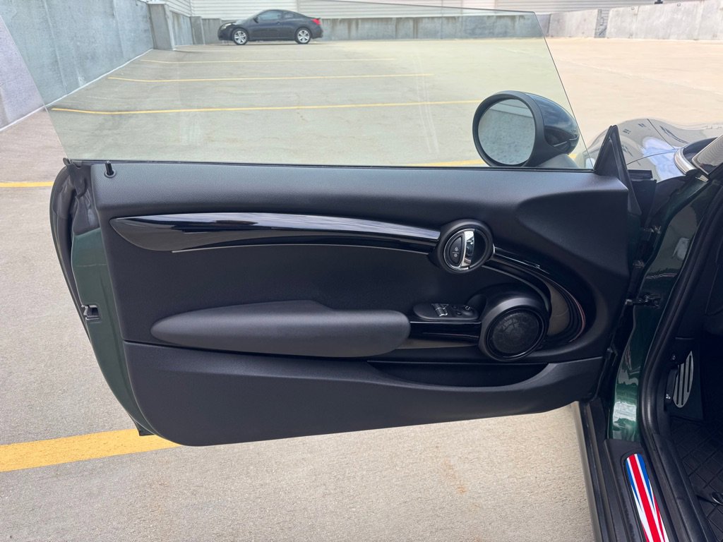 Used 2015 MINI Cooper S FWD image 10