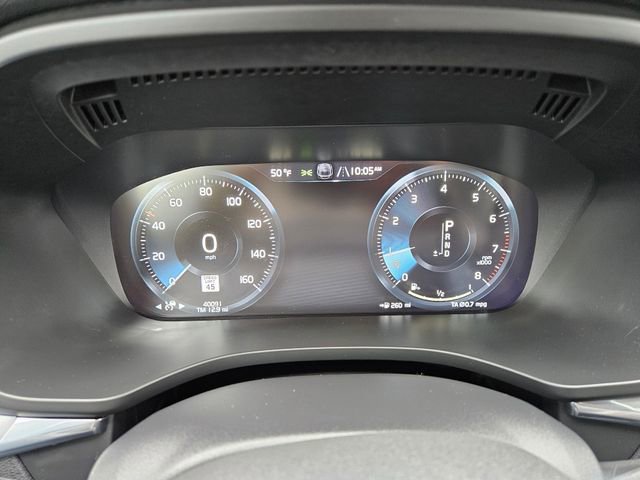 Used 2021 Volvo XC60 T5 Momentum w/ Advanced Package image 22