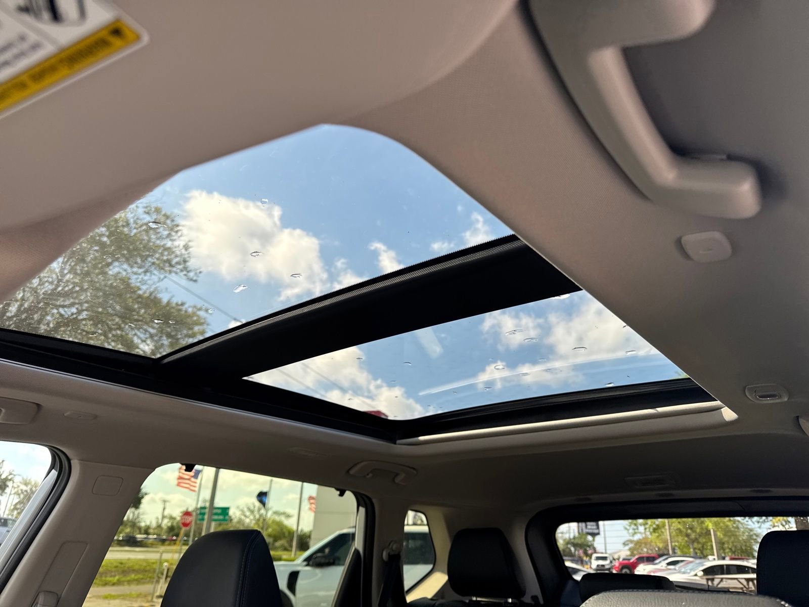 Certified 2025 Nissan Rogue SL w/ SL Premium Package image 24