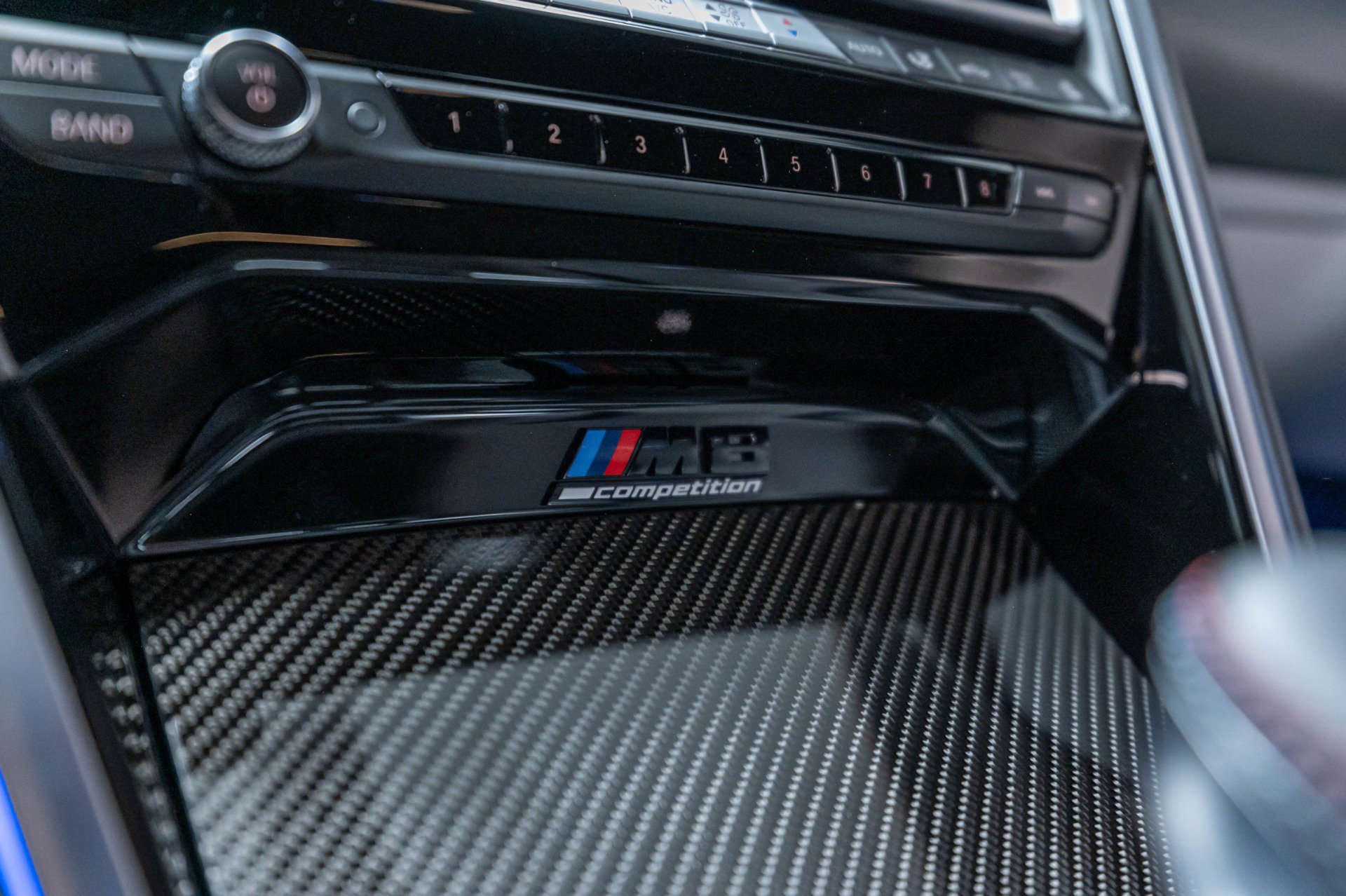 Used 2022 BMW M8 Gran Coupe xDrive Competition w/ M Carbon Exterior Package AWD/4WD image 17