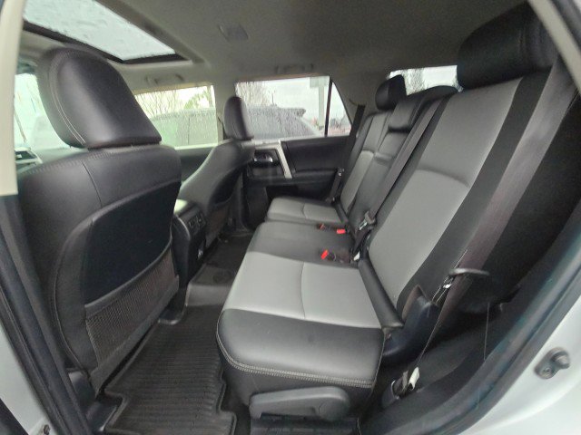 Used 2021 Toyota 4Runner SR5 Premium image 18