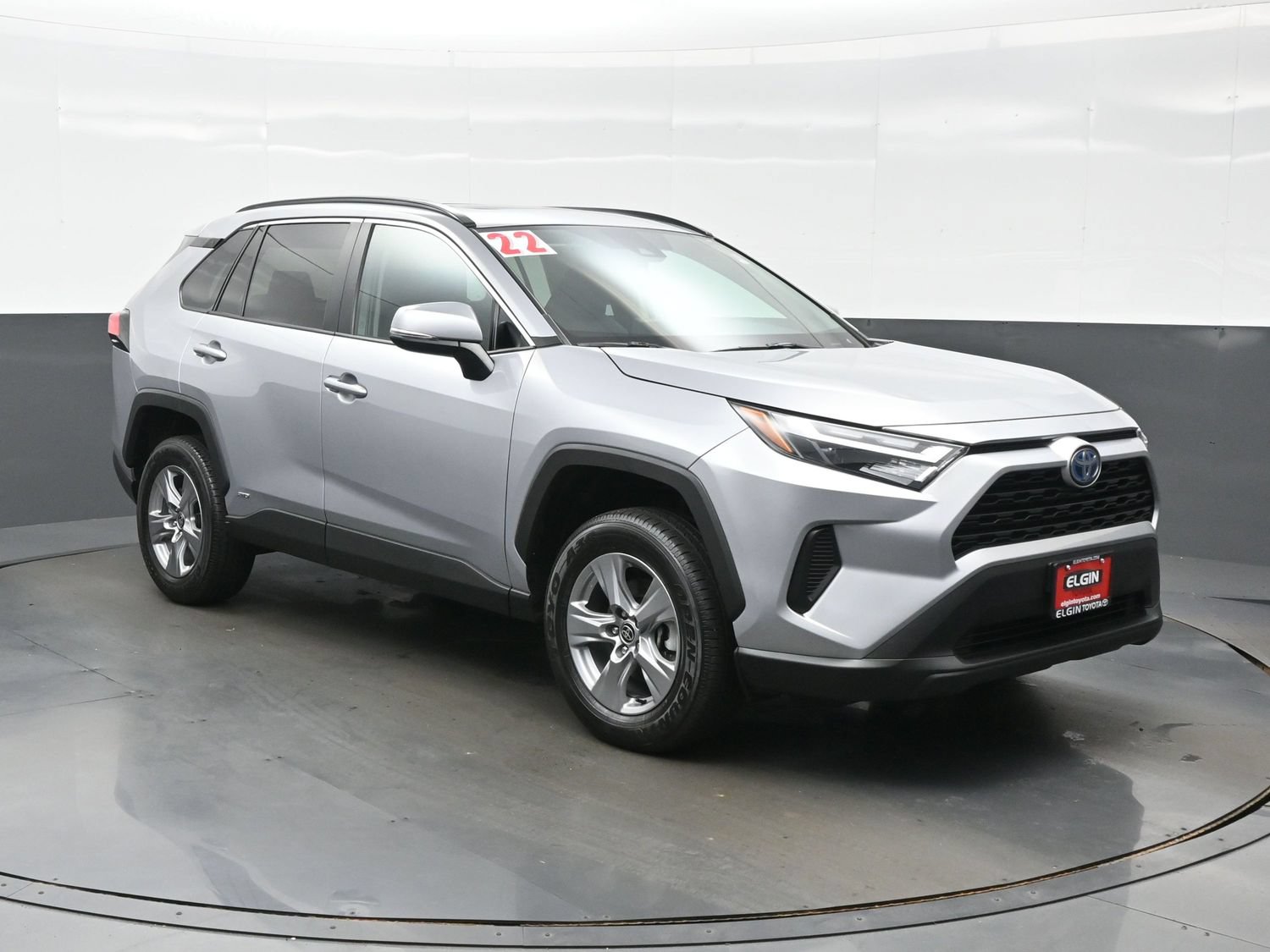 Used 2022 Toyota RAV4 XLE w/ Convenience Package AWD/4WD image 8