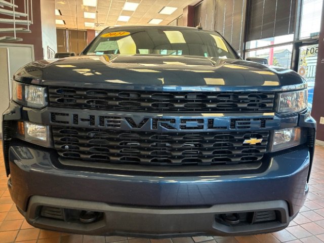 Used 2021 Chevrolet Silverado 1500 Custom image 4