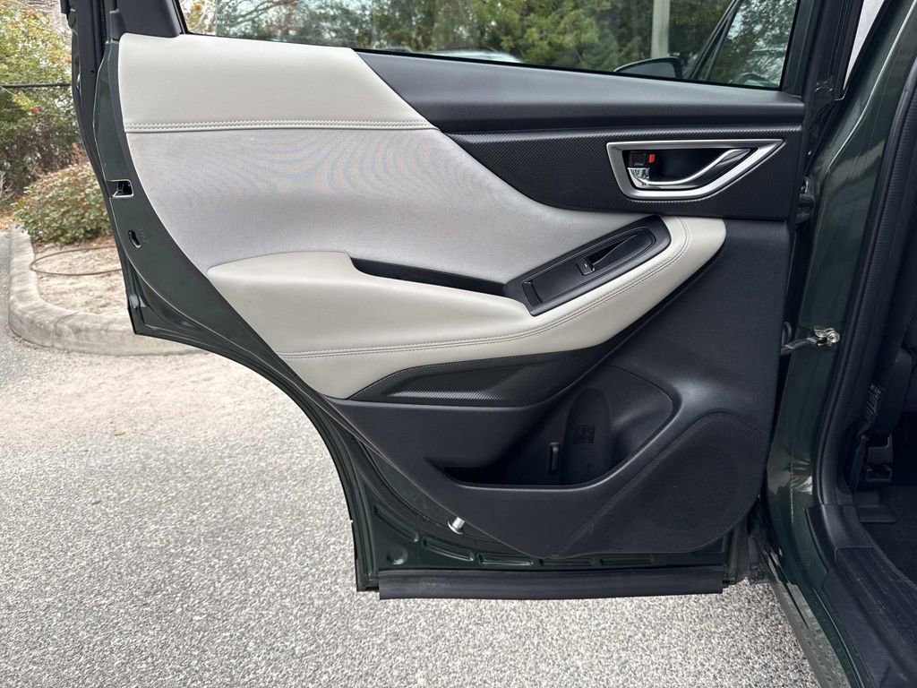 Used 2023 Subaru Forester Premium image 12