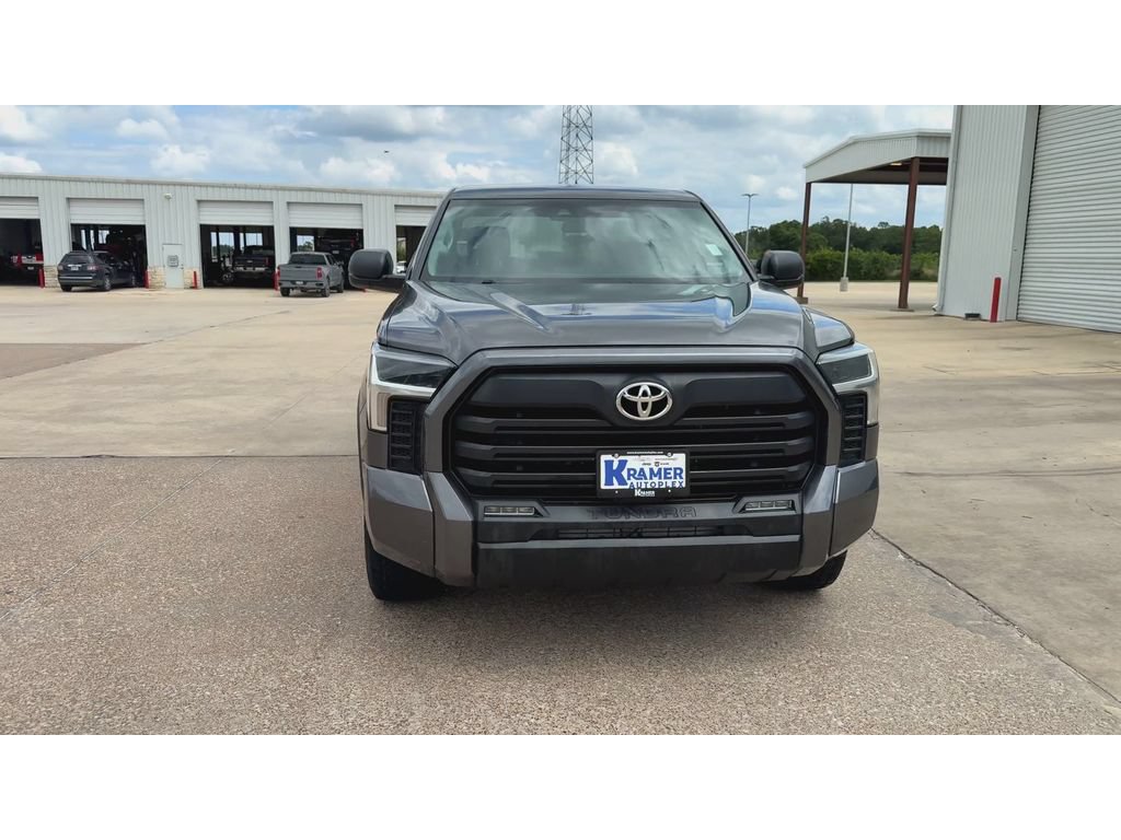 Used 2022 Toyota Tundra SR5 RWD image 3