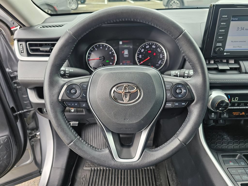 Used 2022 Toyota RAV4 XLE w/ XLE Grade Weather Package AWD/4WD image 24