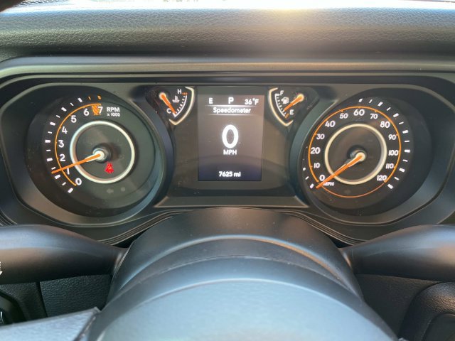 Used 2025 Jeep Gladiator Mojave AWD/4WD image 34