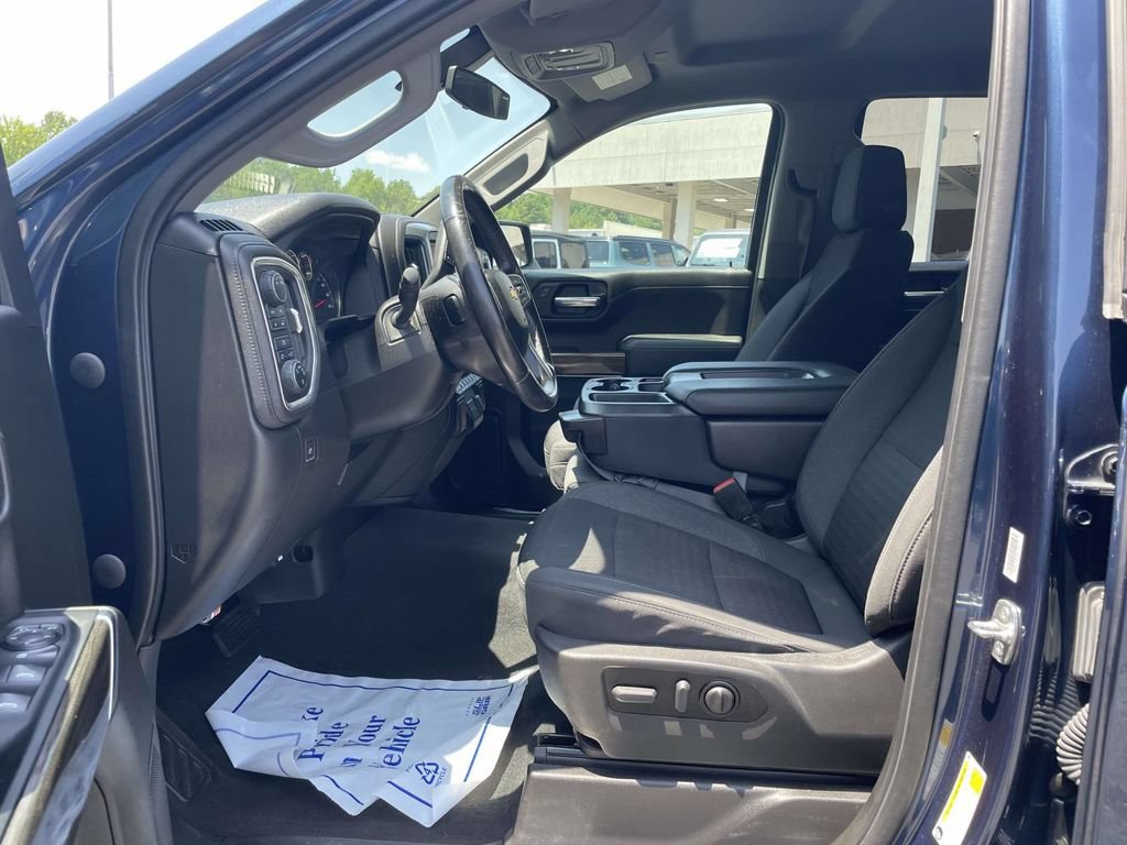 Used 2022 Chevrolet Silverado 1500 LT AWD/4WD image 25