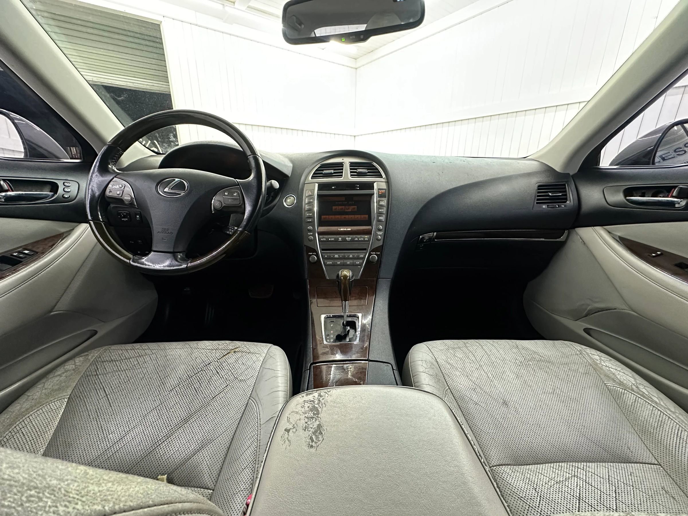 Used 2010 Lexus ES 350 image 16