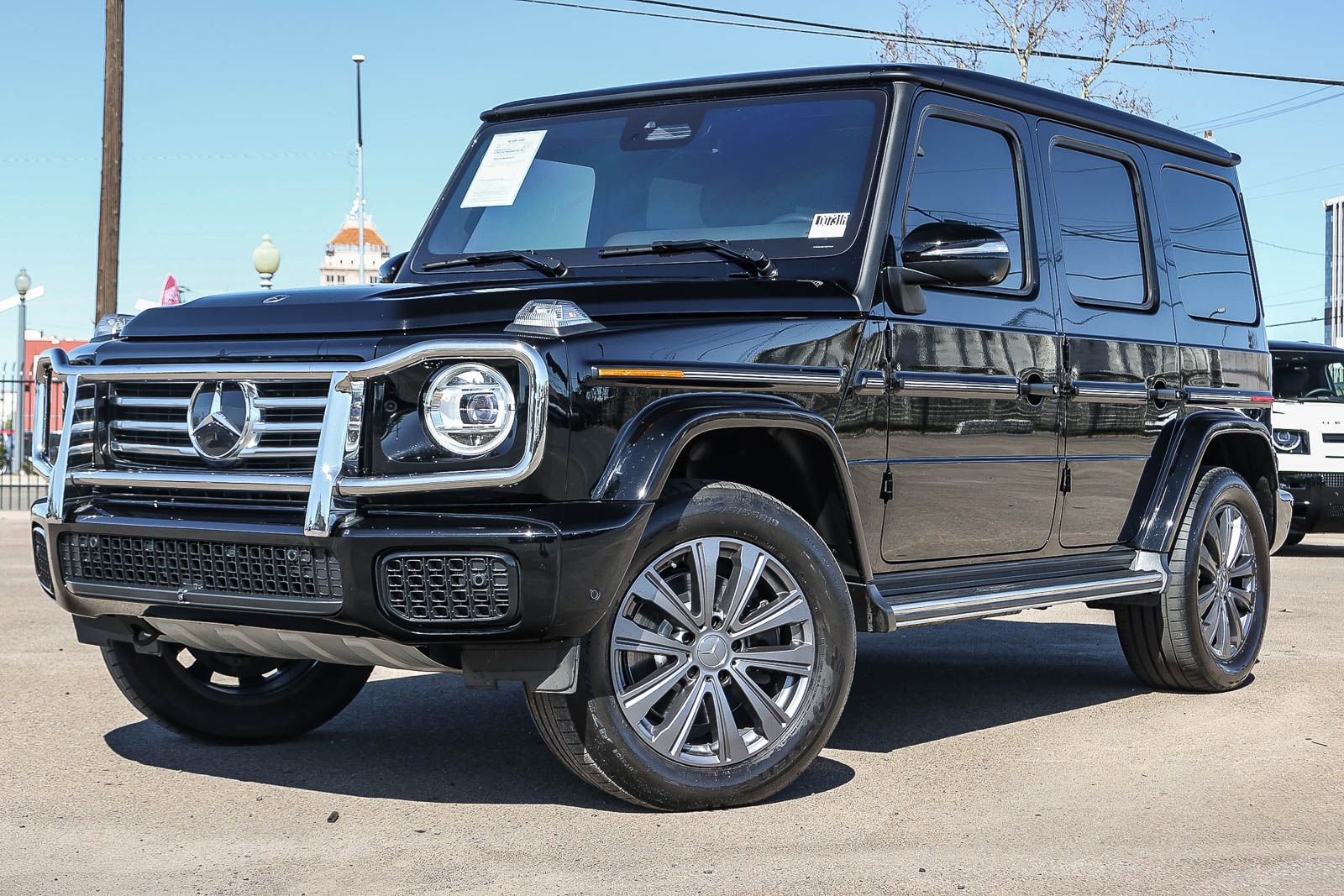 Used 2025 Mercedes-Benz G 550 image 1